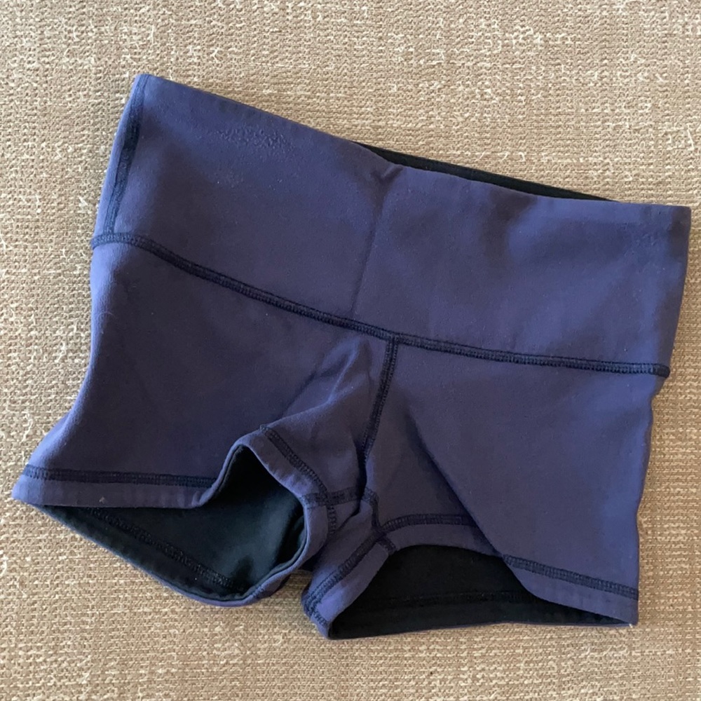 Lululemon Boogie Spandex Shorts size 2